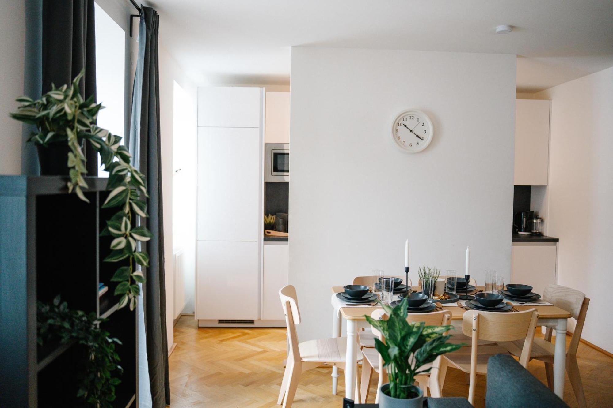 Appartamento 110qm, 4 Bedrooms, Near Schoenbrunn - Axara Housing Osw 33 *