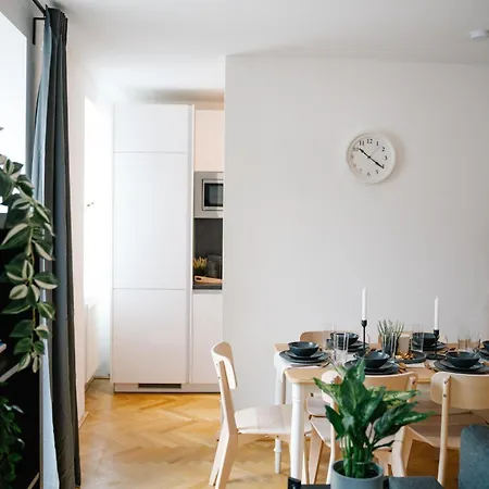 110Qm, 4 Bedrooms, Near Schoenbrunn - Axara Housing Osw 33 Vienna Esterno foto