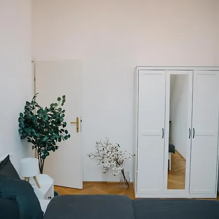 110Qm, 4 Bedrooms, Near Schoenbrunn - Axara Housing Osw 33 Vienna Esterno foto