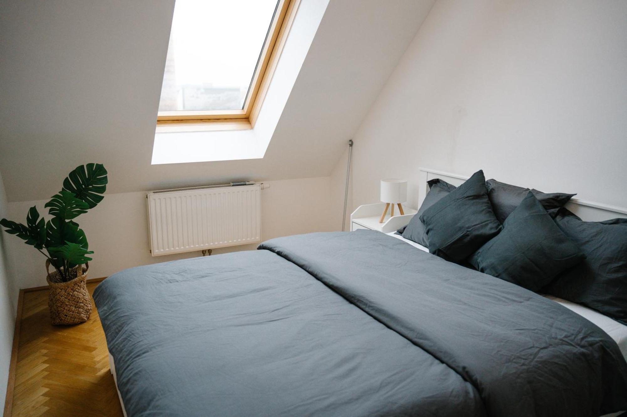 110qm, 4 Bedrooms, Near Schoenbrunn - Axara Housing Osw 33 Apartment